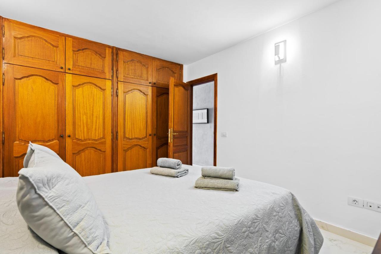 Neptuno Pool And Beach Private Access Пуэрто-де-Сантьяго Экстерьер фото